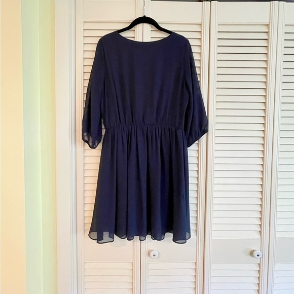 iZ BYER, WOMENS NAVY BLUE DRESS. SIZE L. - Picture 2 of 5